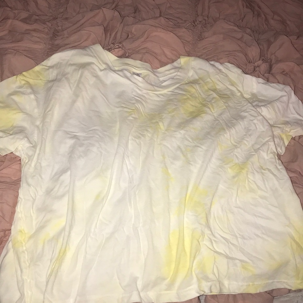 White and yellow tie dye alternative crop tee